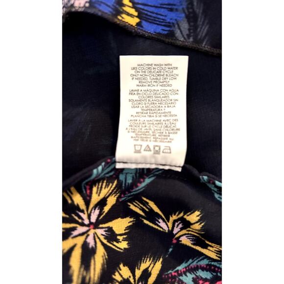 CAbi Olivia V Neck Flared 3/4 Bell Sleeves Blue Floral Cropped Chiffon Blouse XS - Picture 5 of 5